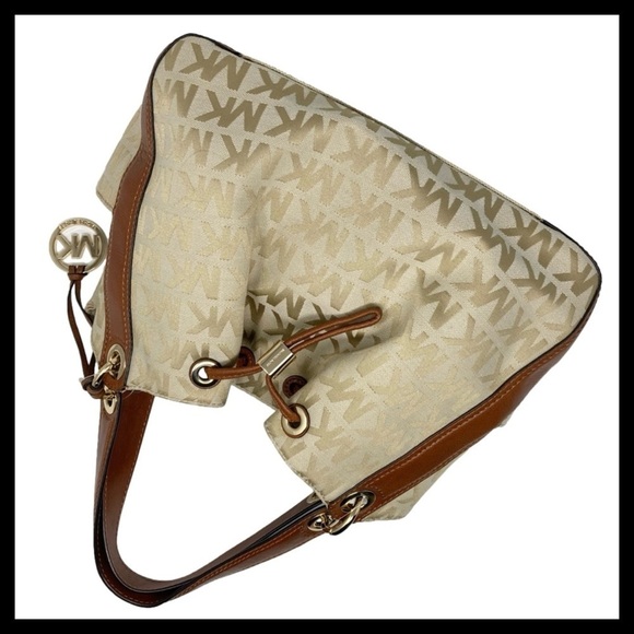 MICHAEL KORS Ludlow Shoulder Bag Signature Jacquard and Leather - Picture 5 of 16